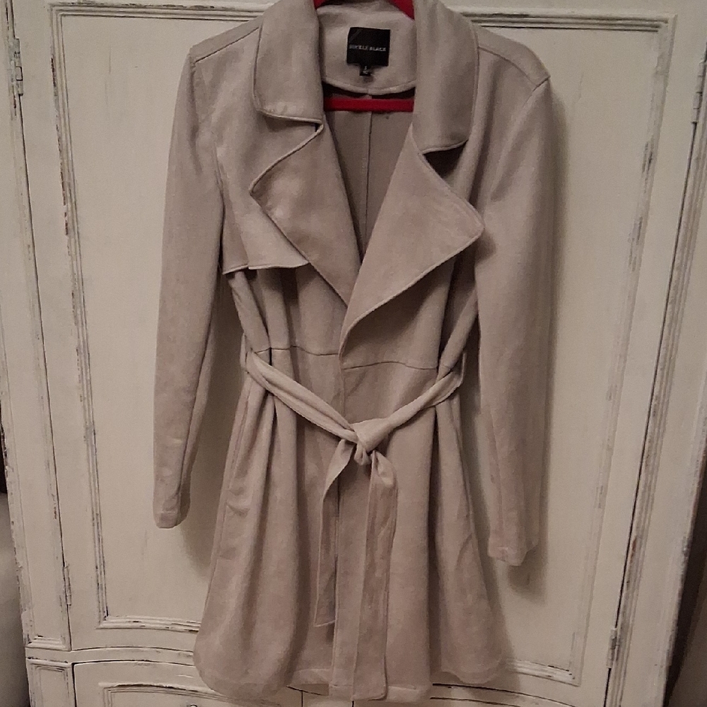 New Buckle Beige Women's Trench Coat